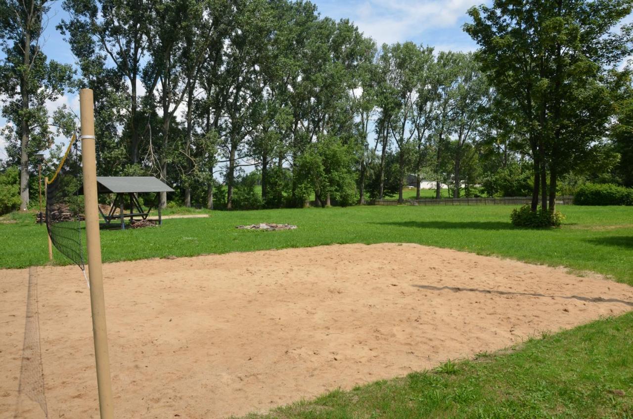 Teichcamp Pansiyon Grosshartmannsdorf Dış mekan fotoğraf