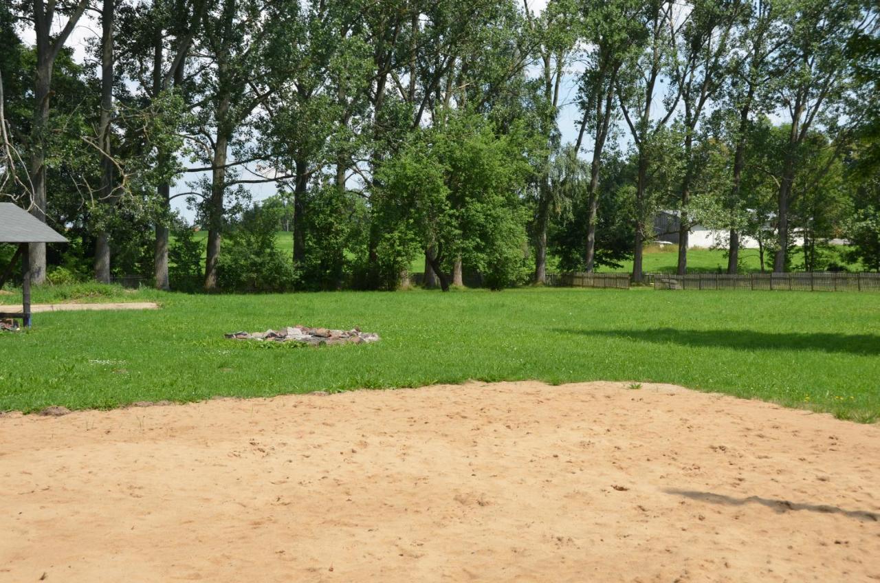 Teichcamp Pansiyon Grosshartmannsdorf Dış mekan fotoğraf
