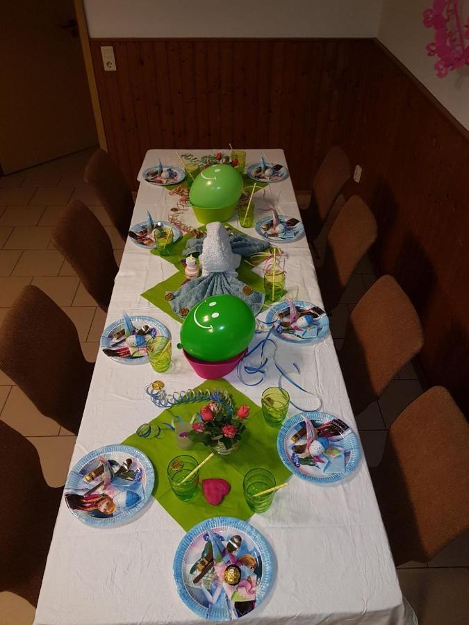 Teichcamp Pansiyon Grosshartmannsdorf Dış mekan fotoğraf