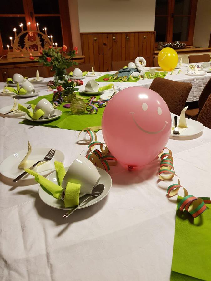 Teichcamp Pansiyon Grosshartmannsdorf Dış mekan fotoğraf